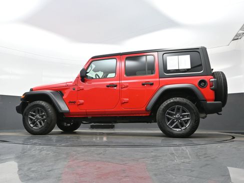 Used 2025 Jeep Wrangler Sport S AWD/4WD image 25