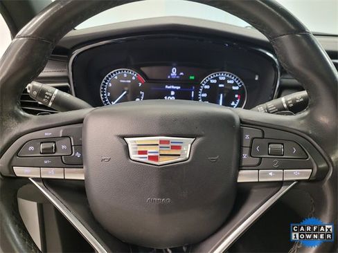 Used 2023 Cadillac XT6 Luxury image 25