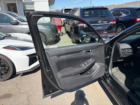 Used 2023 Honda Civic Sport image 15