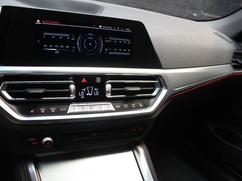 Used 2023 BMW 430i Convertible w/ M Sport Package image 46