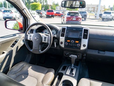 Used 2017 Nissan Frontier PRO-4X w/ Pro-4x Luxury Package AWD/4WD image 23