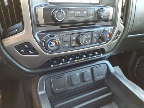 Used 2019 GMC Sierra 2500 Denali w/ Duramax Plus Package image 17