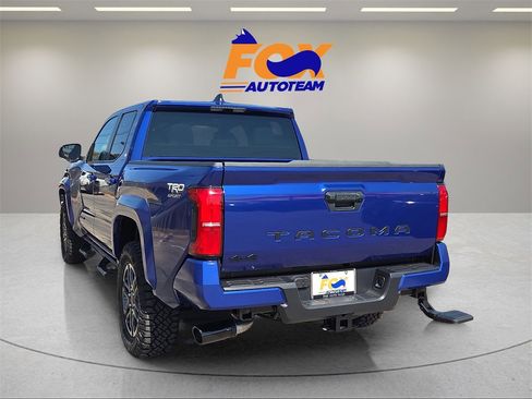 New 2025 Toyota Tacoma TRD Sport image 3