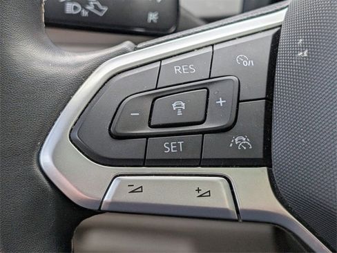 Used 2021 Volkswagen Atlas SEL image 24