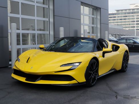 Used 2022 Ferrari SF90 Spider AWD/4WD image 1
