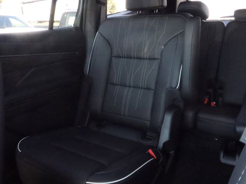 New 2026 Buick Enclave Avenir w/ Super Cruise Package image 13