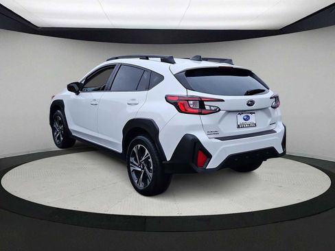 Used 2024 Subaru Crosstrek 2.0i Premium image 6