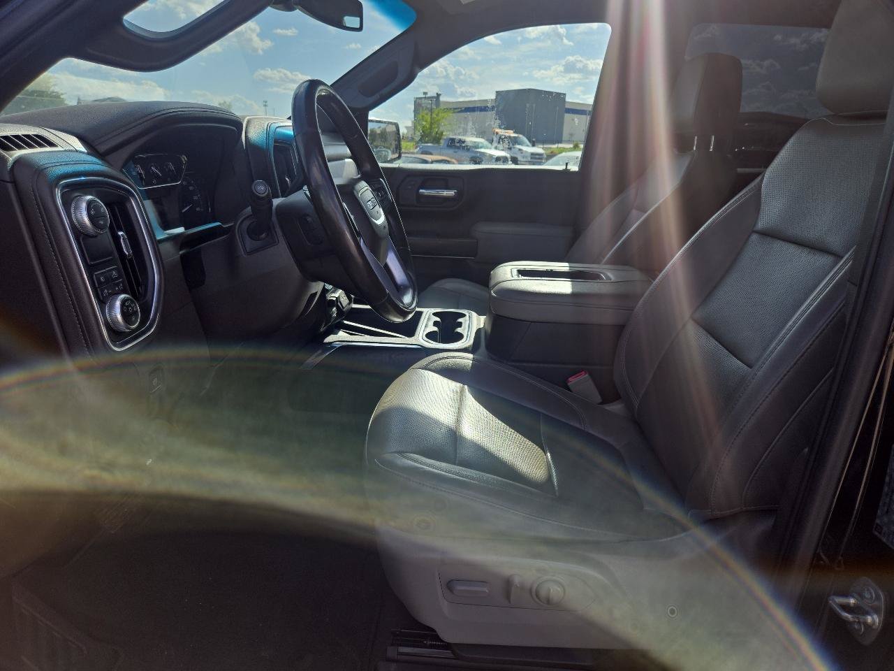 Used 2019 GMC Sierra 1500 SLT RWD image 9