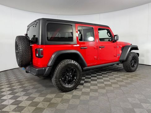 Used 2024 Jeep Wrangler Unlimited AWD/4WD image 8