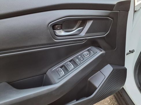 Used 2024 Honda Accord EX image 16