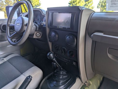 Used 2007 Jeep Wrangler Unlimited X w/ Trailer Tow Group image 11