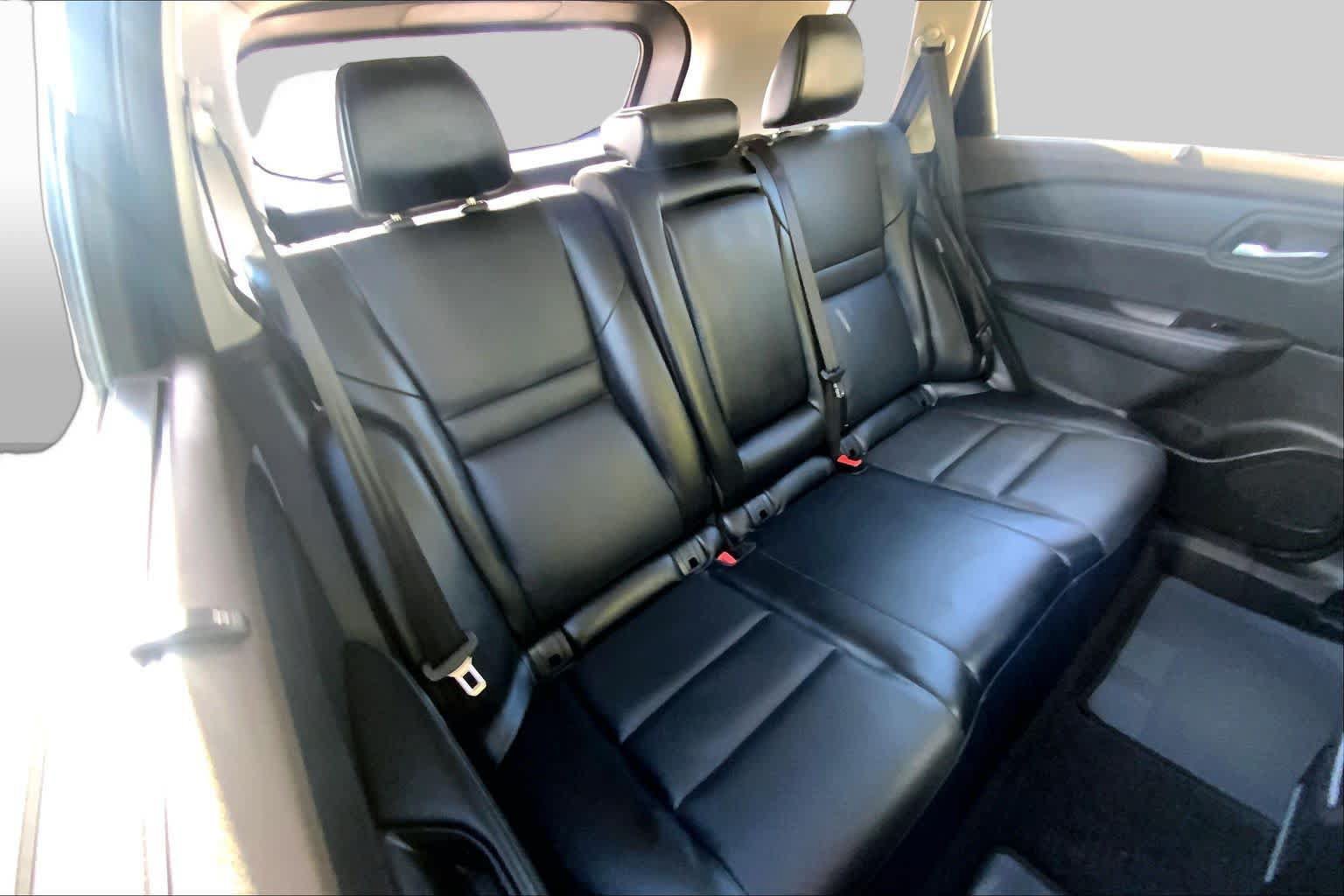 Used 2023 Nissan Rogue SV w/ SV Premium B Package FWD image 34