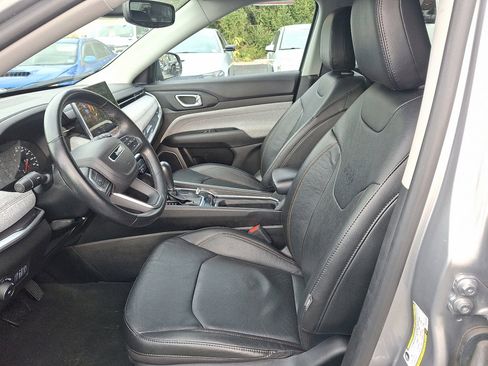 Certified 2022 Jeep Compass Latitude image 22