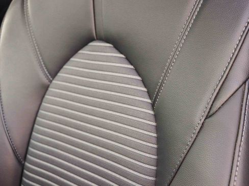 Certified 2024 Toyota Highlander XSE FWD image 27