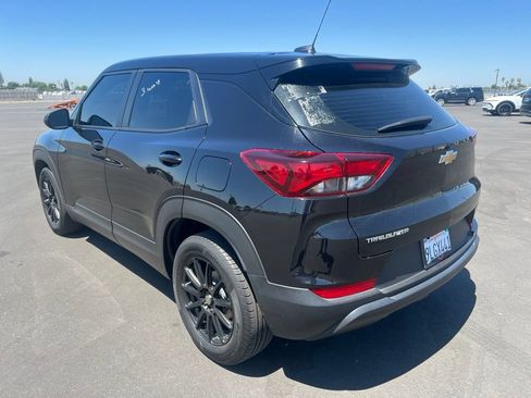 Used 2024 Chevrolet TrailBlazer LS FWD image 6
