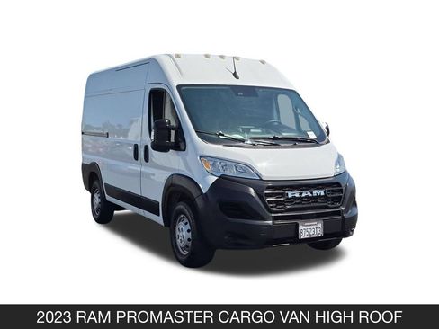 Used 2023 RAM ProMaster 2500 FWD image 2