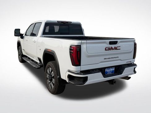 Used 2024 GMC Sierra 3500 AT4 w/ AT4 Premium Plus Package AWD/4WD image 4