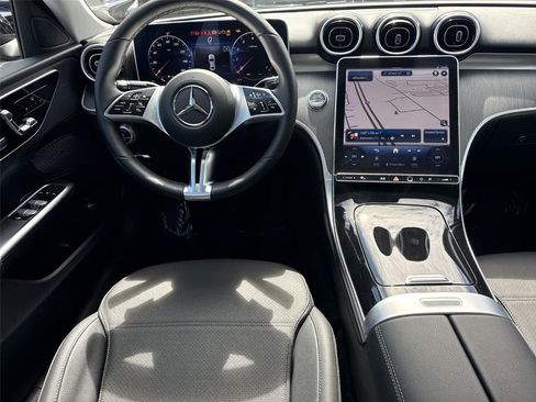 Used 2024 Mercedes-Benz C 300 4MATIC Sedan image 19