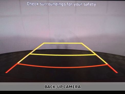 Used 2023 Hyundai Elantra SEL image 5