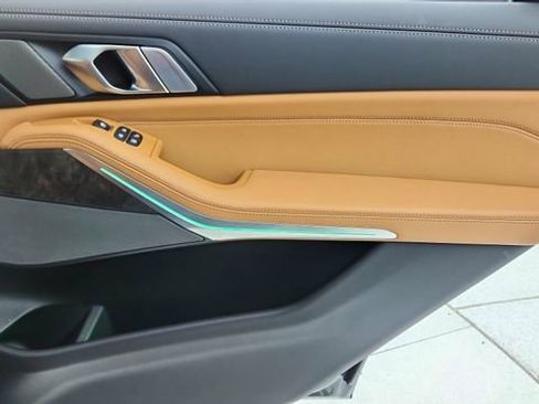 Used 2026 BMW X7 xDrive40i w/ M Sport Package AWD/4WD image 28