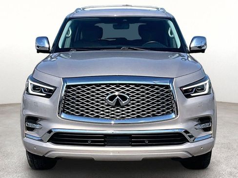 Used 2018 INFINITI QX80 4WD w/ Deluxe Technology Package image 4