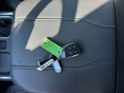 Used 2023 Chevrolet Silverado 1500 RST w/ Rally Edition image 22