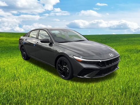 New 2026 Hyundai Elantra SEL Sport Premium FWD image 9
