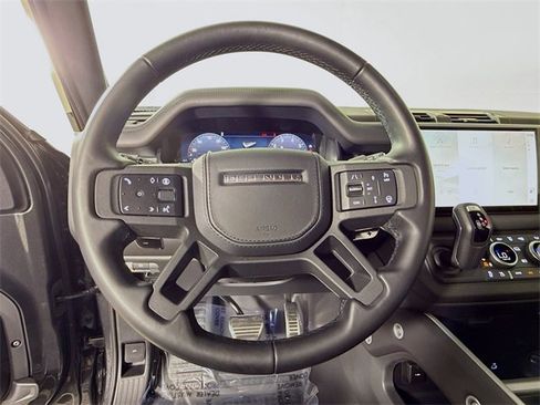 Certified 2025 Land Rover Defender 110 V8 image 12