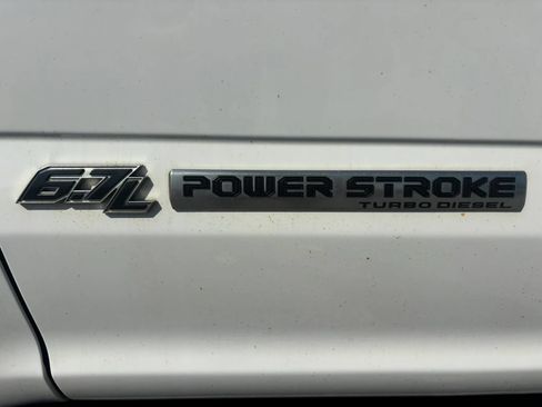 Used 2019 Ford F250 XLT w/ Snow Plow Prep Package AWD/4WD image 15