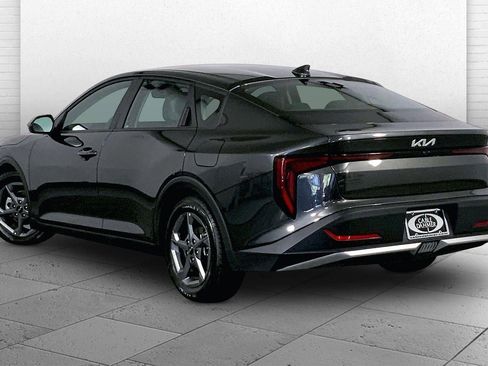 Used 2025 Kia K4 FWD image 10