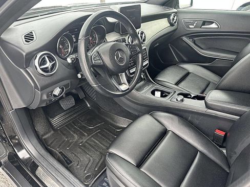 Used 2020 Mercedes-Benz GLA 250 4MATIC image 9