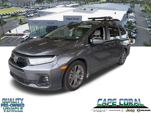 Used 2025 Honda Odyssey Touring image 1