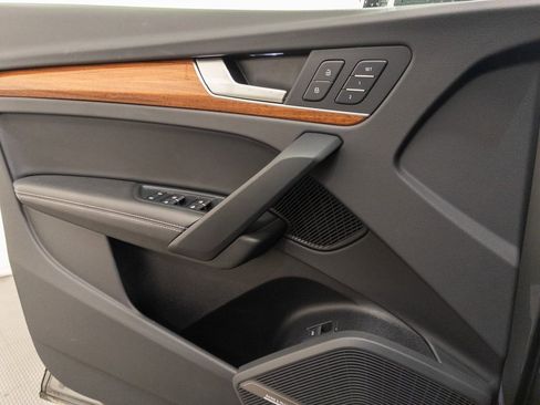 Used 2023 Audi Q5 2.0T Premium Plus image 31