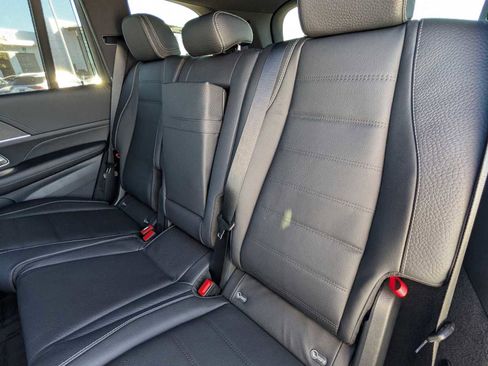 New 2026 Mercedes-Benz GLS 580 4MATIC image 23