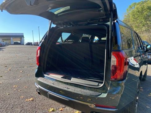 New 2026 GMC Yukon AT4 w/ AT4 Premium Package image 31