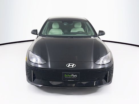 Used 2024 Hyundai Ioniq 6 SEL RWD image 2