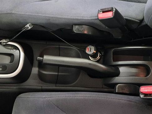 Used 2009 Nissan Versa 1.8 S w/ PWR Pkg image 12