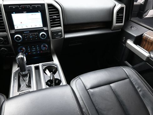 Used 2018 Ford F150 Lariat w/ Equipment Group 502A Luxury RWD image 39