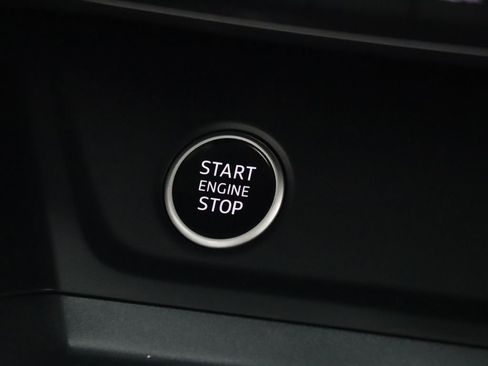 Used 2021 Audi Q3 2.0T Premium Plus w/ Premium Plus Package image 22