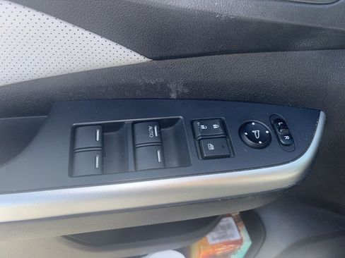 Used 2016 Honda CR-V EX-L image 14