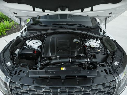 Used 2023 Land Rover Range Rover Velar R-Dynamic S image 43