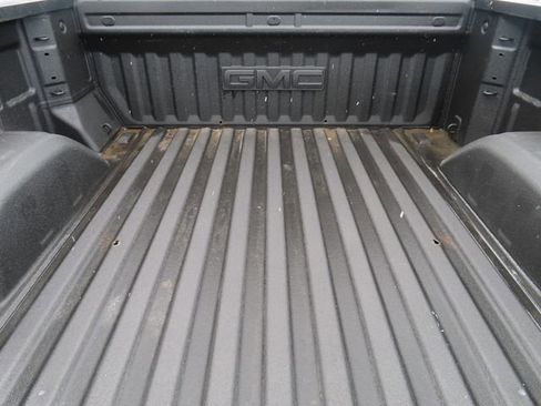 Used 2024 GMC Sierra 1500 Elevation w/ Preferred Package image 10