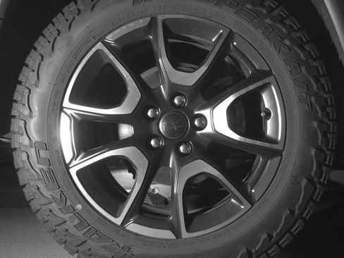 Used 2025 Jeep Compass Trailhawk AWD/4WD image 15