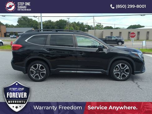 Used 2023 Subaru Ascent Limited AWD/4WD image 8