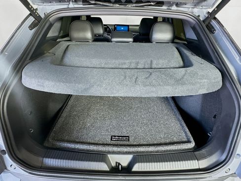 Used 2024 Volkswagen ID.4 S image 28