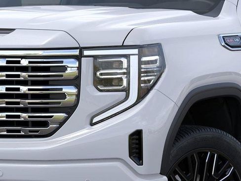 New 2026 GMC Sierra 1500 Denali w/ Denali Reserve Package AWD/4WD image 10