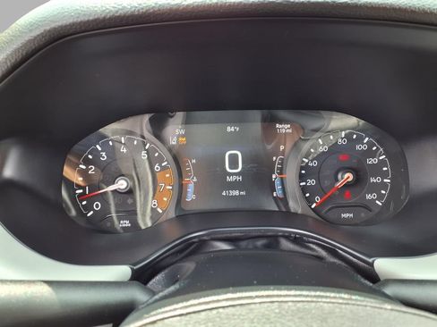 Used 2025 Jeep Compass Limited AWD/4WD image 15