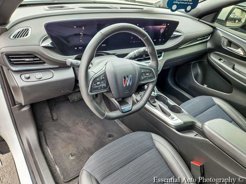 Certified 2025 Buick Envista Preferred w/ Convenience I Package FWD image 8