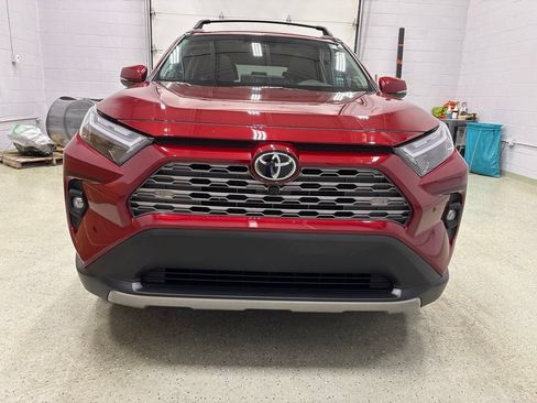 Used 2025 Toyota RAV4 Limited w/ Advanced Technology Package AWD/4WD image 9