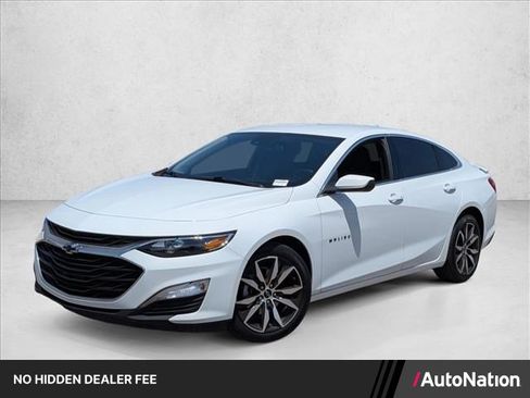 Used 2024 Chevrolet Malibu RS FWD image 1